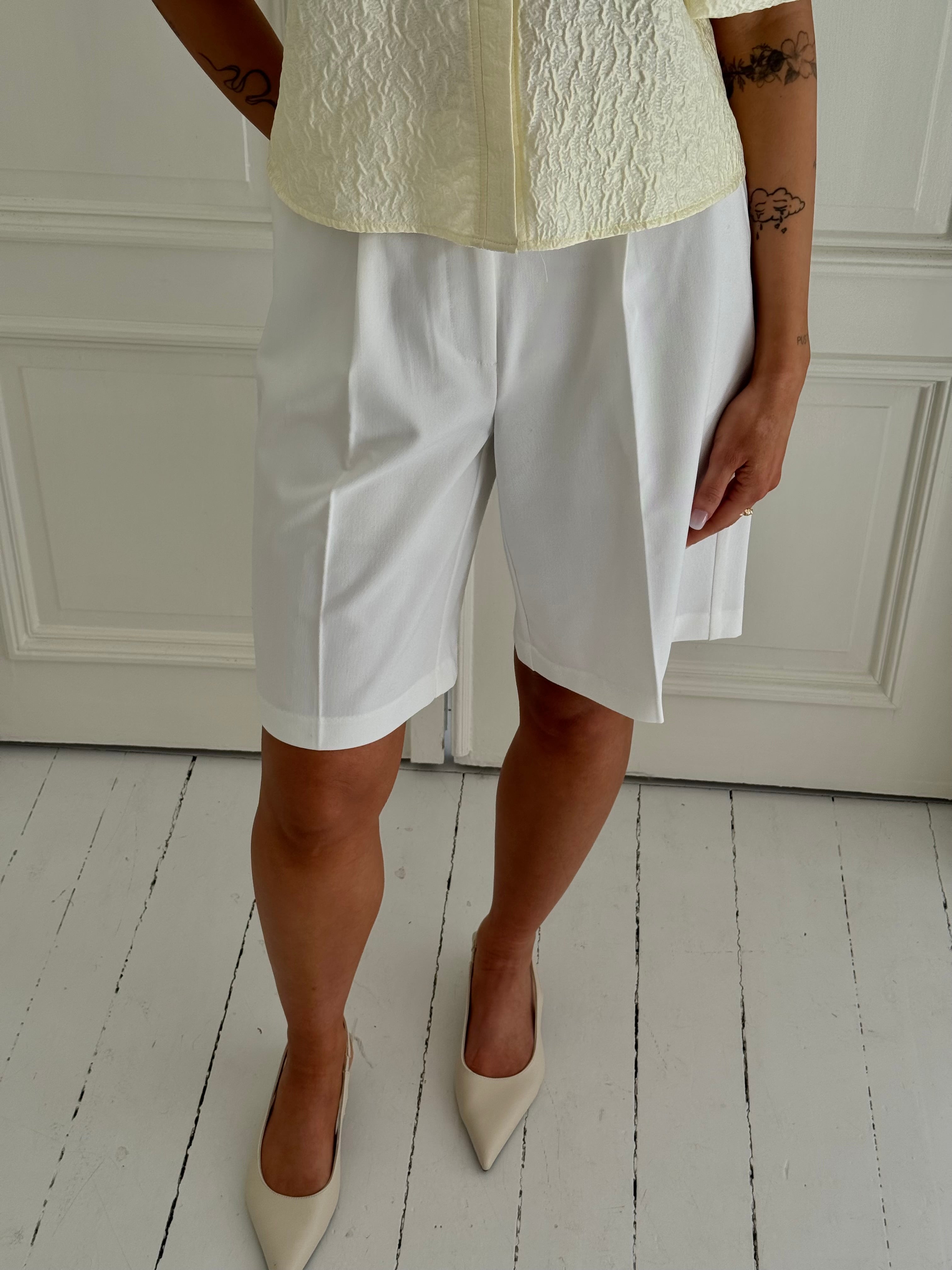 AWPASSI Knee Trousers - Snow White